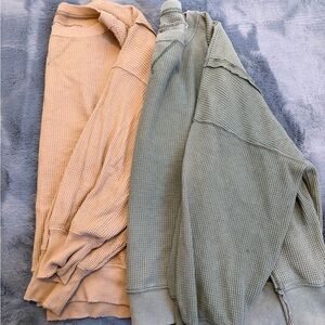 American Eagle waffle long sleeves